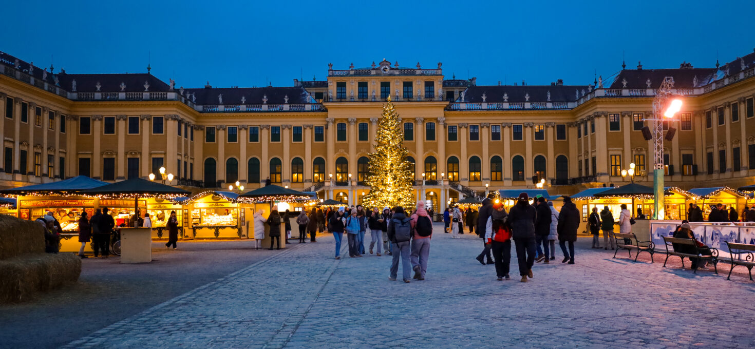 Vienna – The Ultimate Travel Guide to Vienna’s Christmas Markets