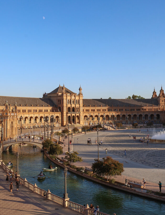 Seville – The Ultimate Itinerary for First Time Visitors (Including Day trip options)